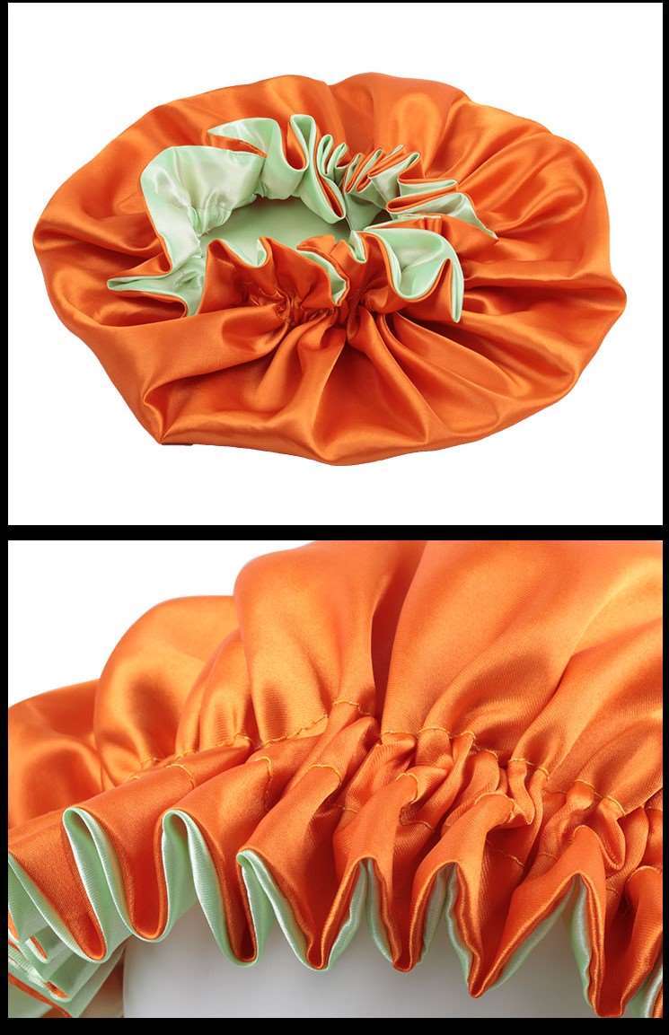 bonnet with decorative border - Image 2