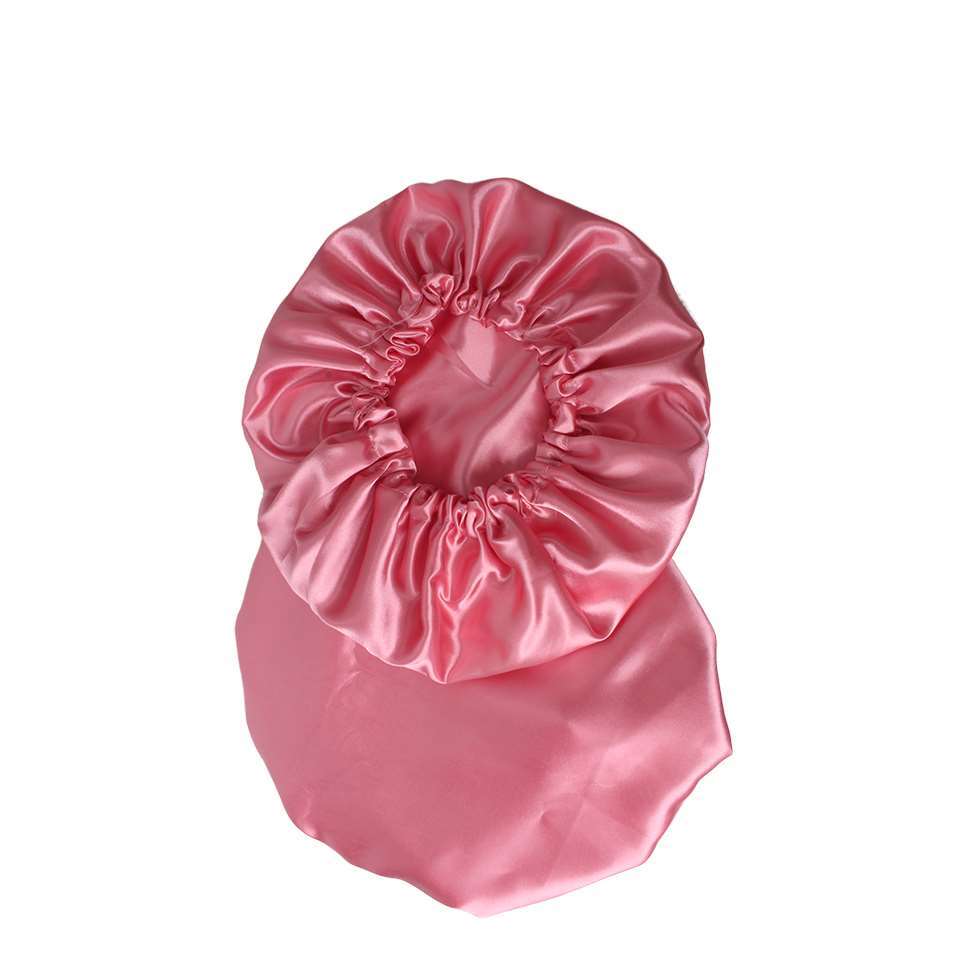 bonnet with decorative border - Image 3