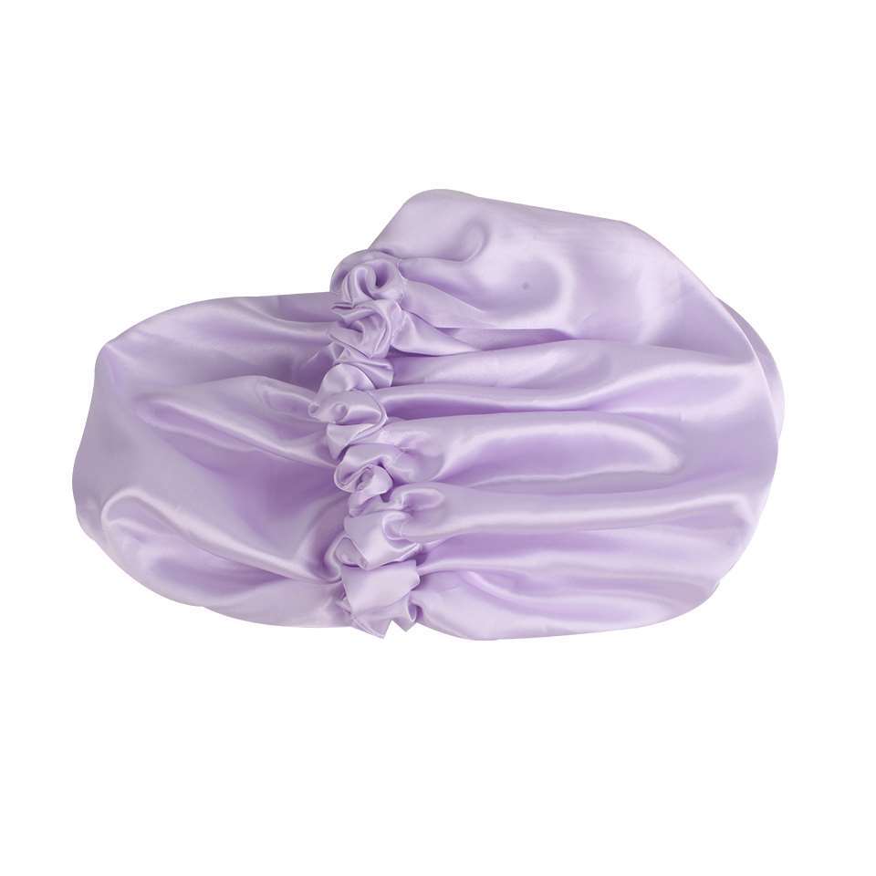 bonnet with decorative border - Image 5